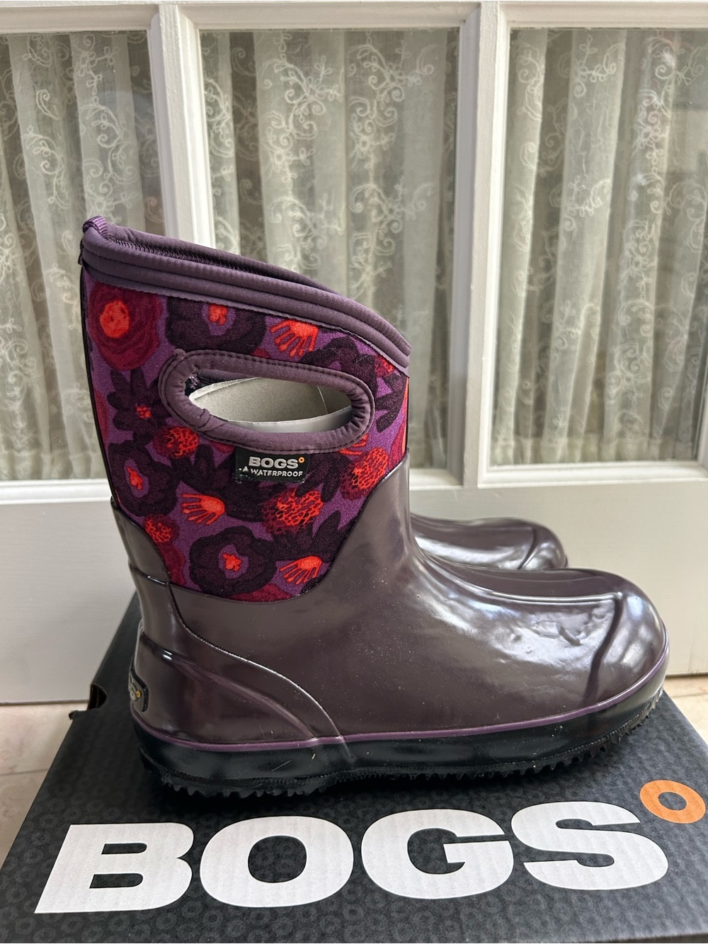 BOGS Women's Classic Seamless Mid Waterproof Boots